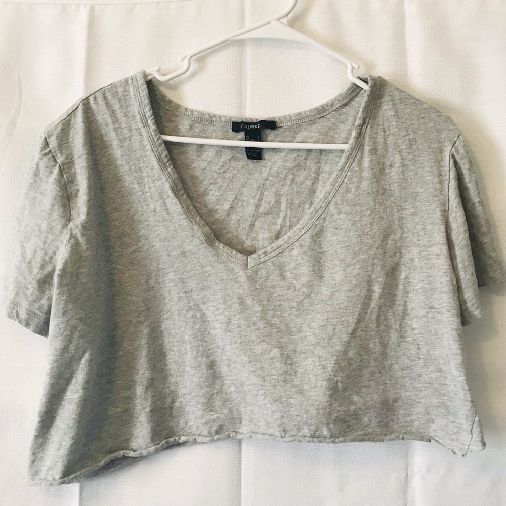 cropped short sleeve tee||cute for the summer